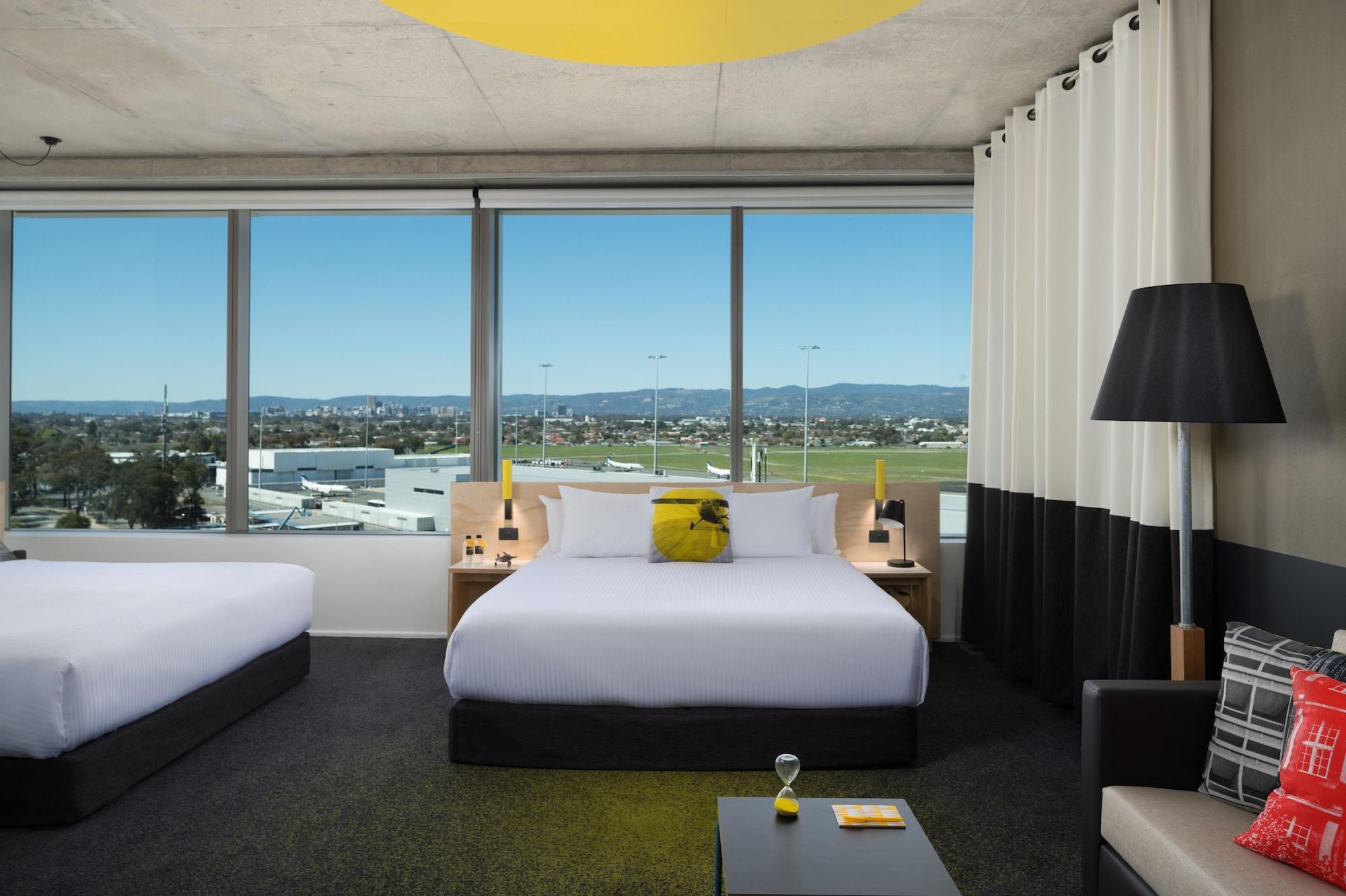 Atura Adelaide Airport Hotel Exterior photo