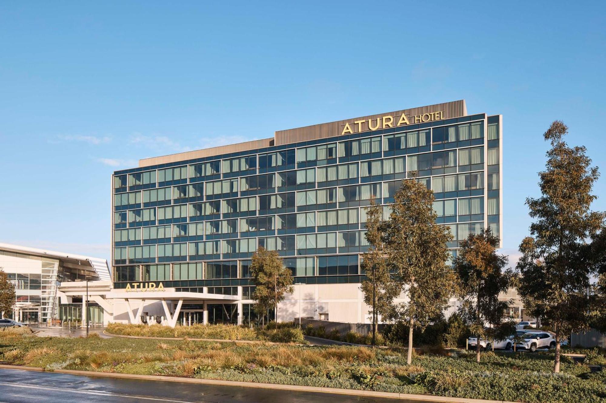 Atura Adelaide Airport Hotel Exterior photo